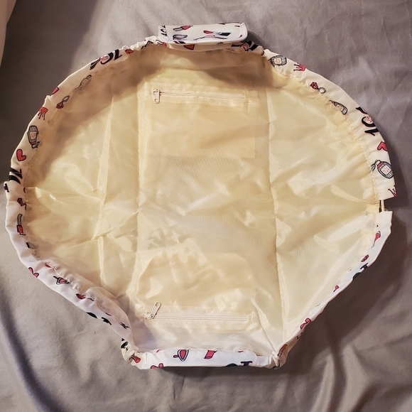 Large Makeup Bag - Picture 2 of 5